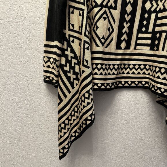 Black and White Geometric Cardigan, Open Front, Draped, Tribal Print, Aztec Boho - Picture 5 of 15